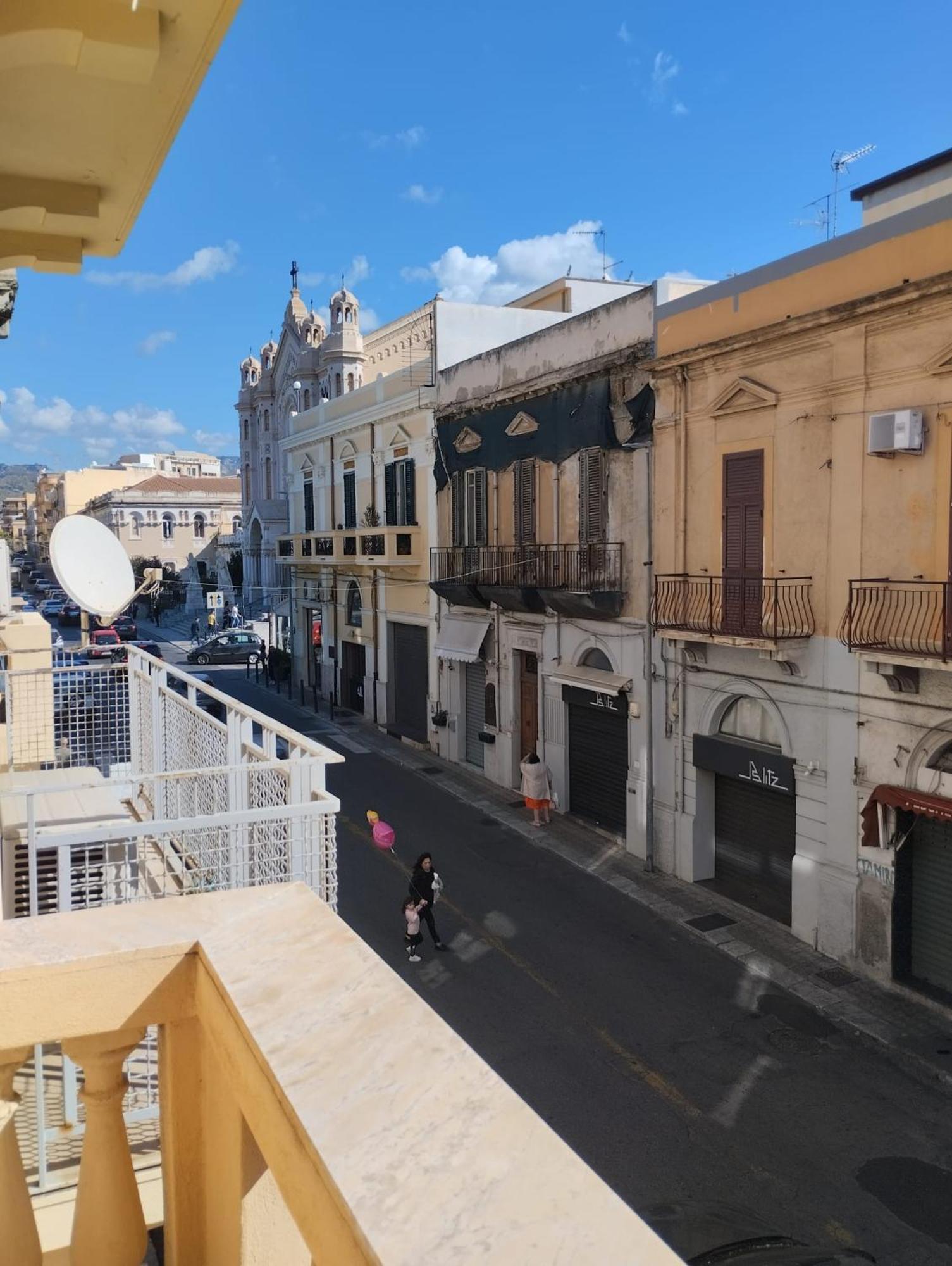 Al Duomo Acomodação com café da manhã Reggio di Calabria Exterior foto